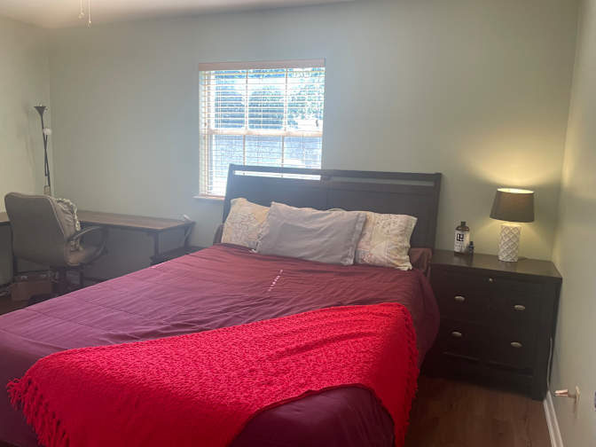 DerJane's room