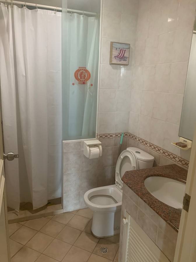 lubtom's room
