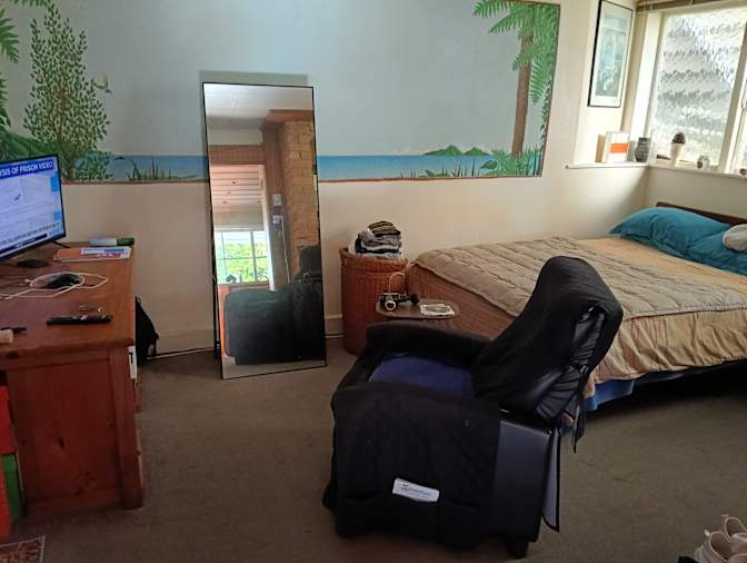 Stephen Tonnies's room