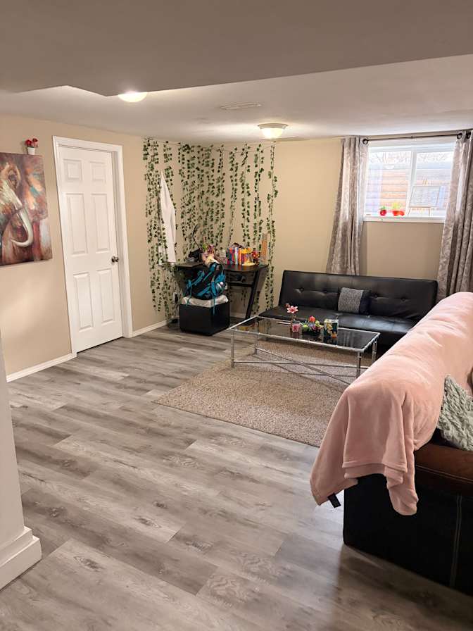 Kiana's room