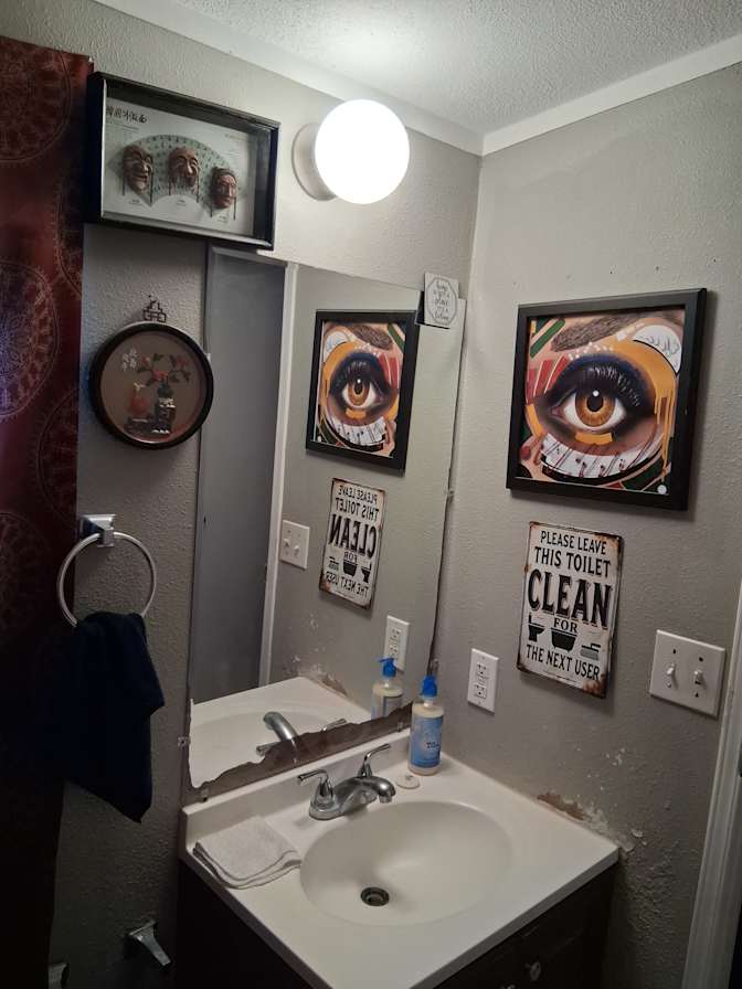 Louis's room