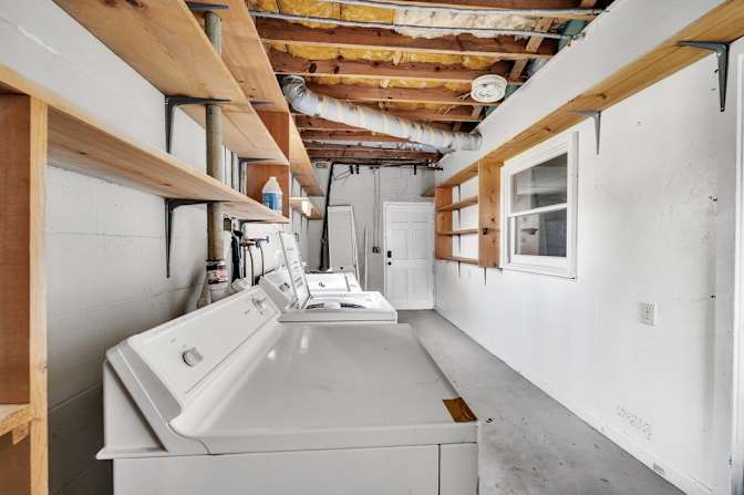 lifedoorrentals's room