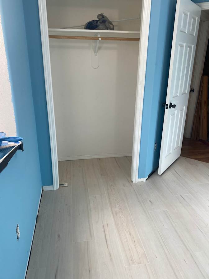 max's room