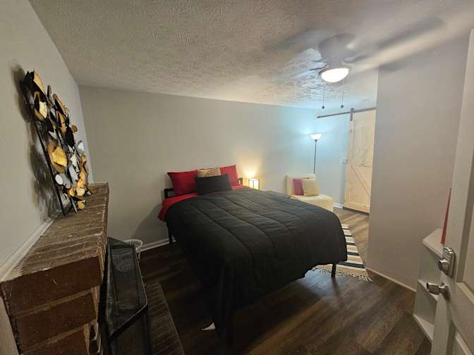 CL&C Property Management and Consulting's room