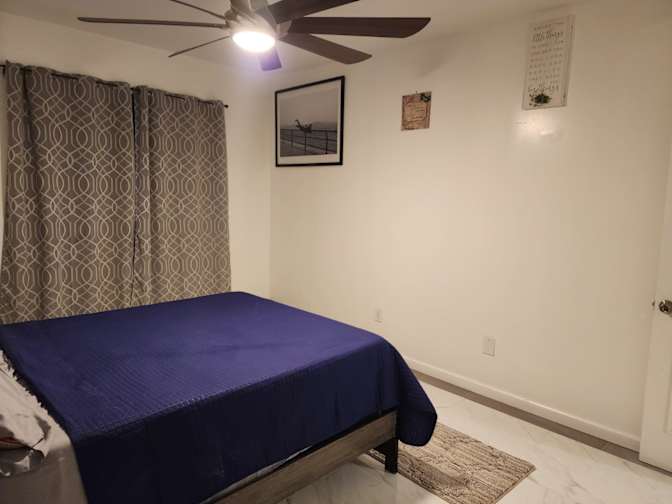 Tee's room