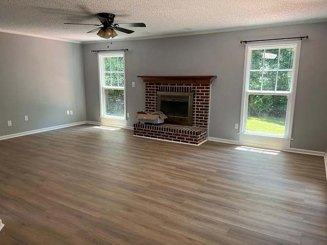 Alcove Rooms's room