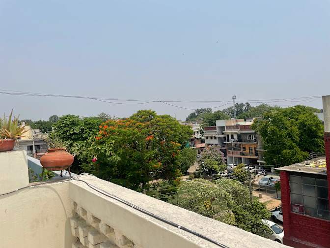 Anil Gupta's room