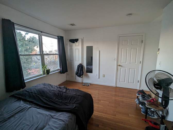 Jen's room