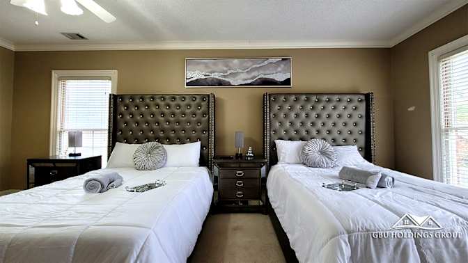 GBU Holdings Group's room