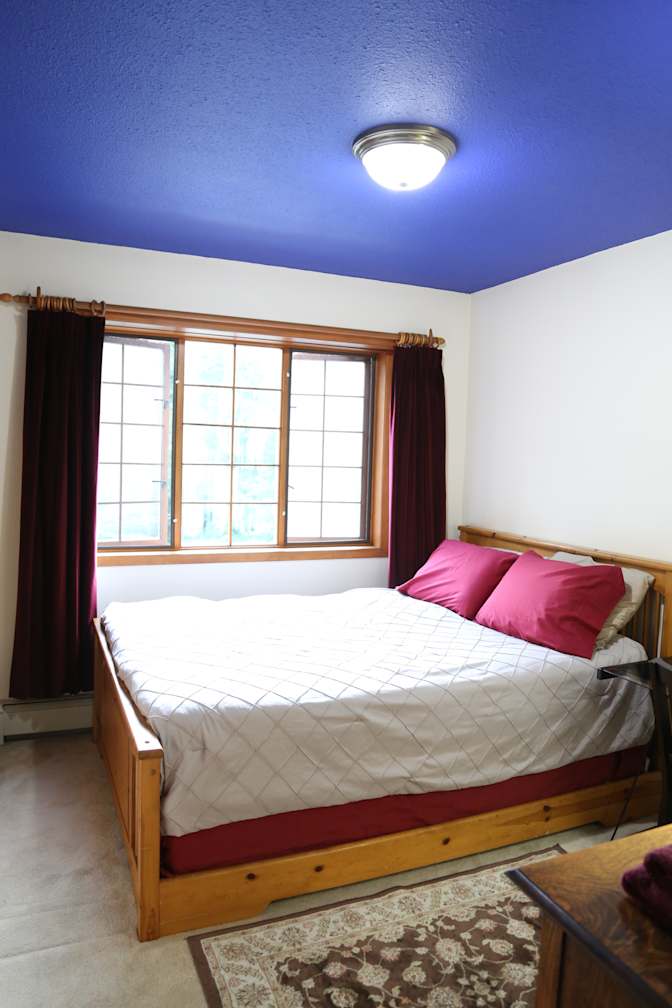 Suzanne Villeneuve's room