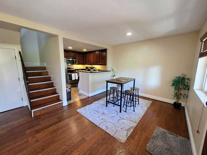 Venetian Condos's room