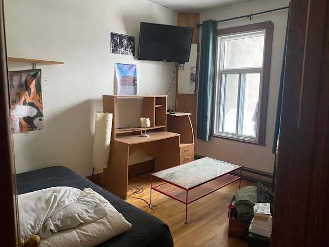 Ryan Yah's room