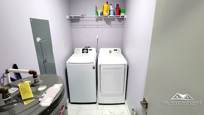 GBU Holdings Group's room