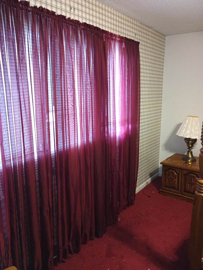 Lee's room