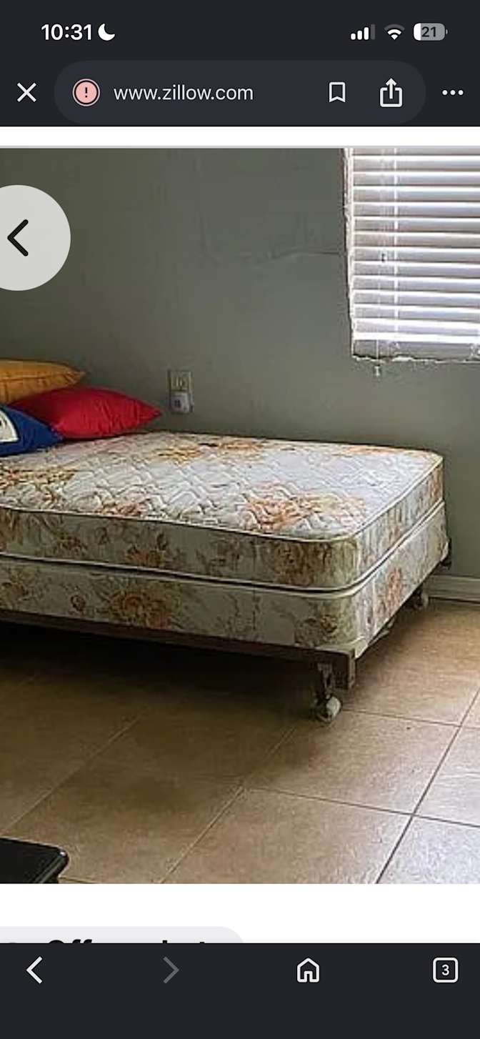 Gordon's room