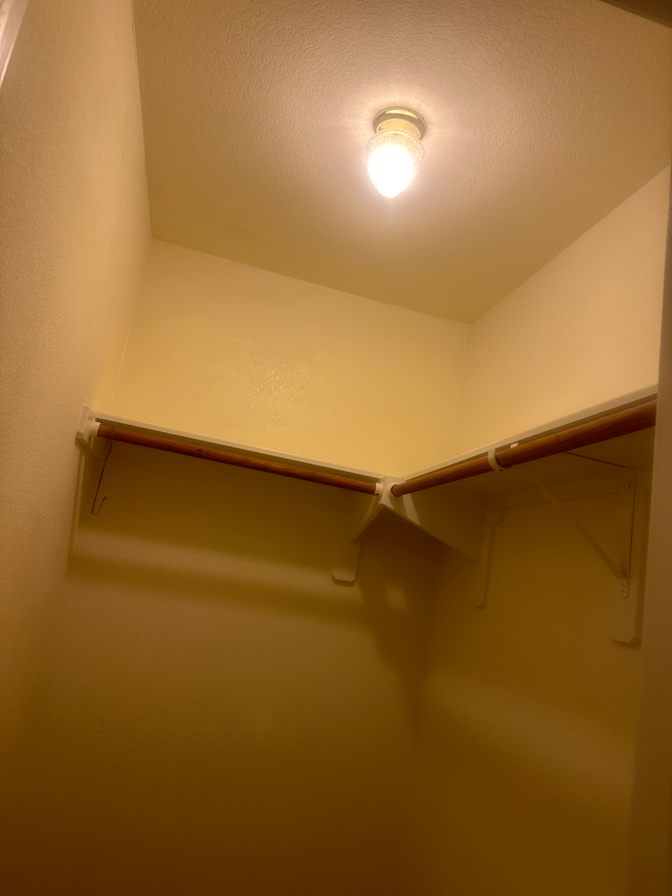 JESSIE's room