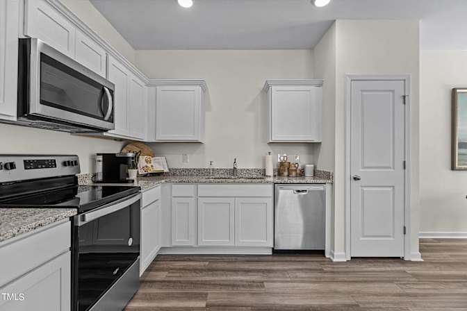 Alcove Rooms's room