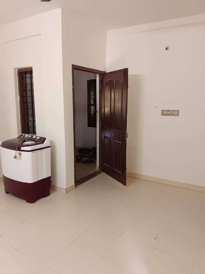 Fouzan's room