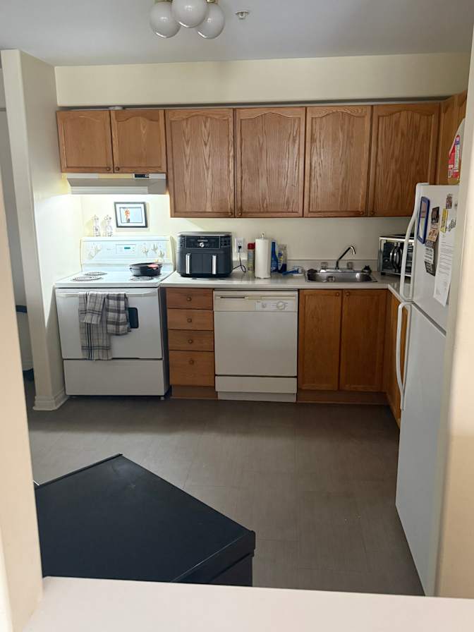 Jarrett MacDonald's room