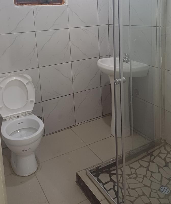 Hlengz's room