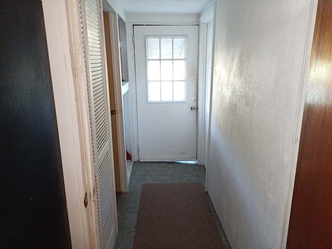 Julie L Goloversic's room
