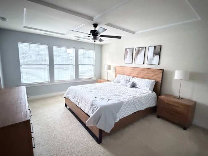 Alcove Rooms's room