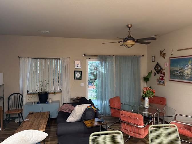 Zoe's room