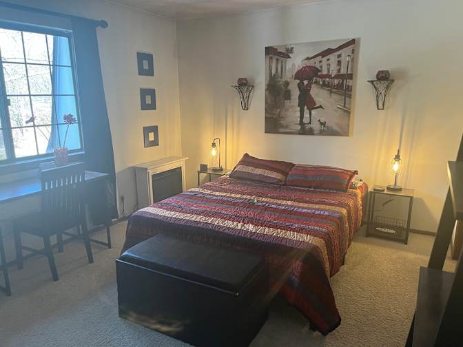 Lindsey's room