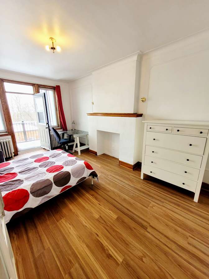 Joe's room