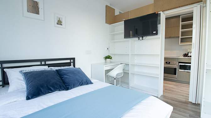 Liwinco's room