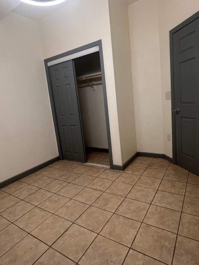 KathleenSam's room