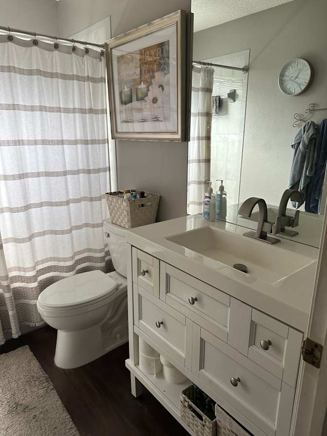 Eunice Adams's room