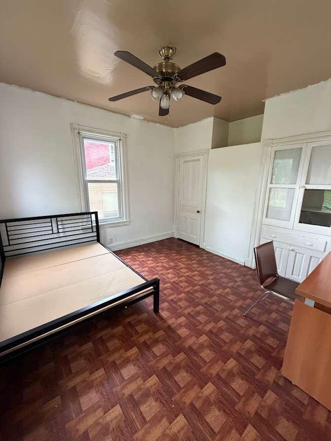 Quentin's room