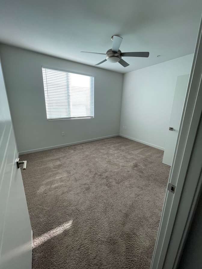 Linly's room