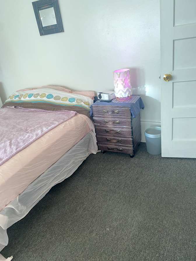 Farnaz's room