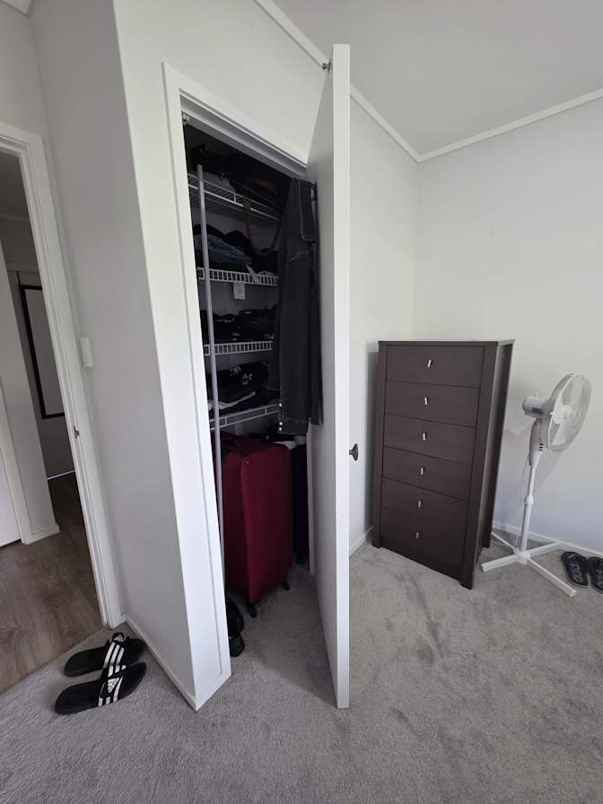 Srishti's room