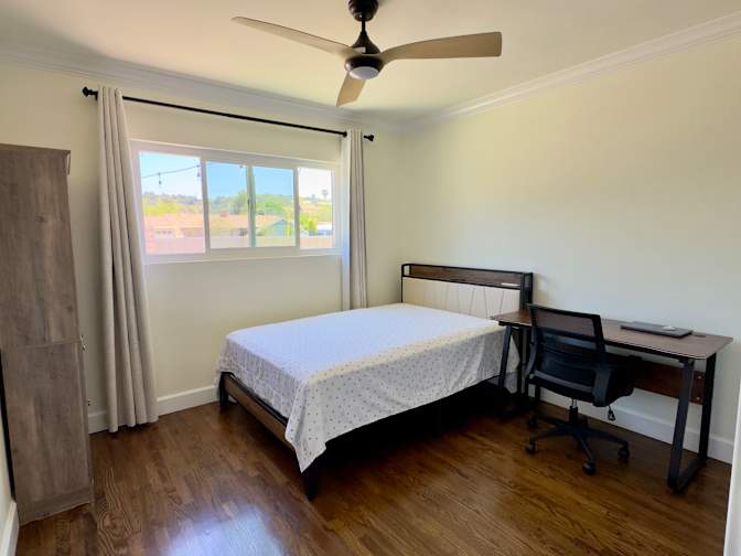 Lesley's room