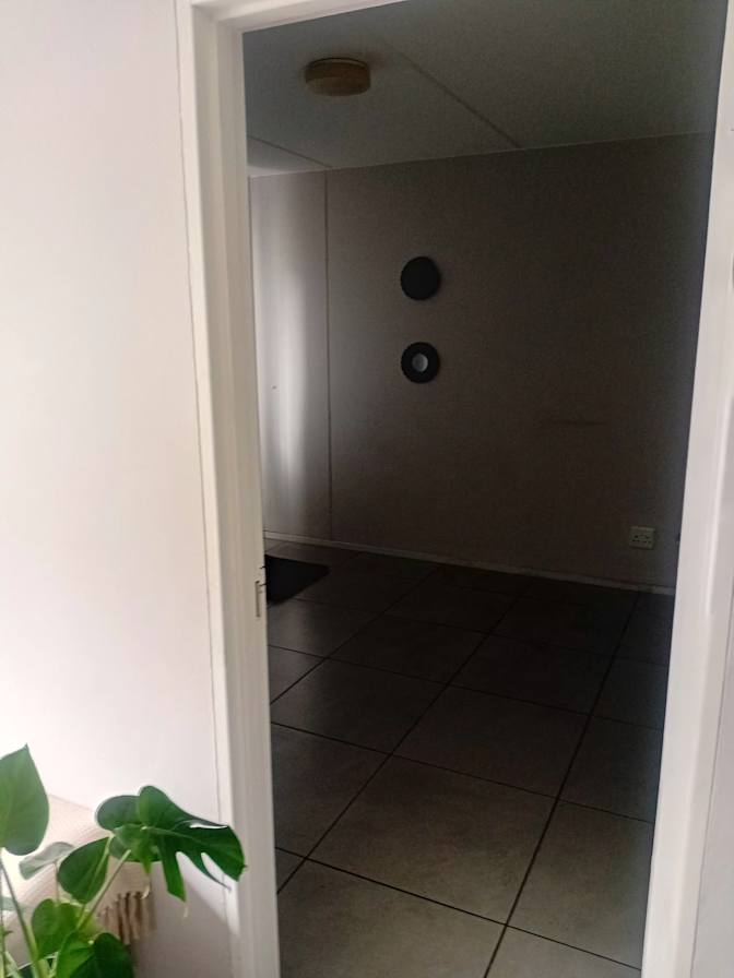 T JABANI's room