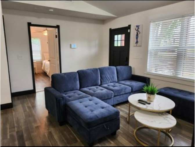 Dee's room