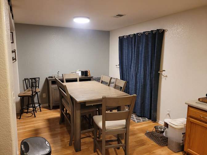 Darren's room