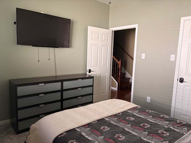 Bob's room
