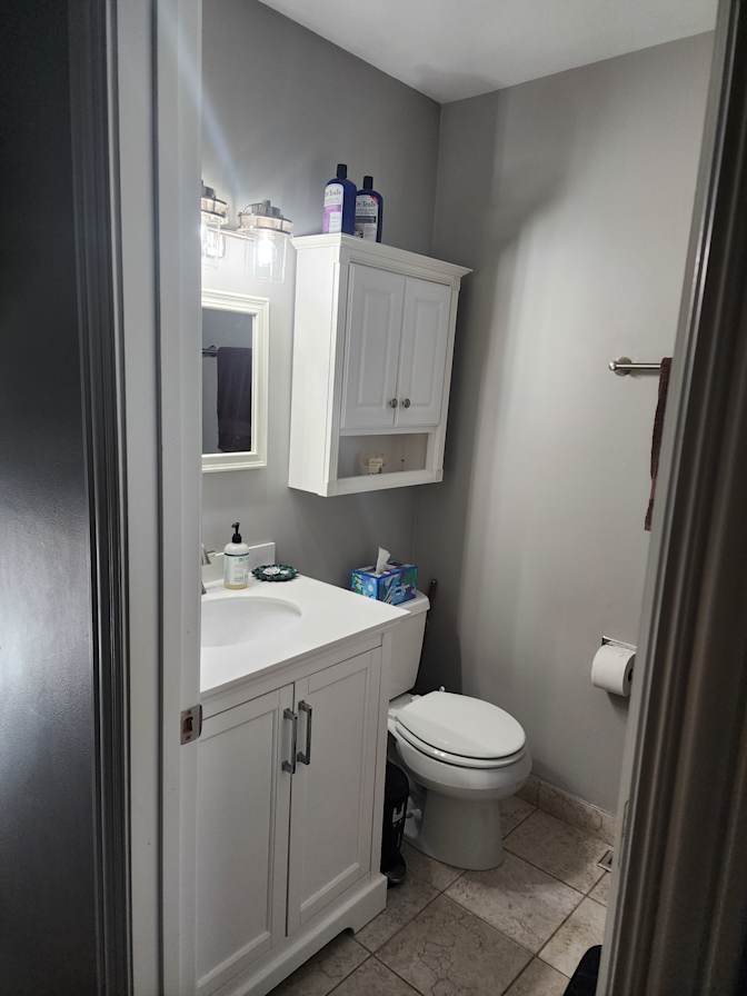 Lynn's room