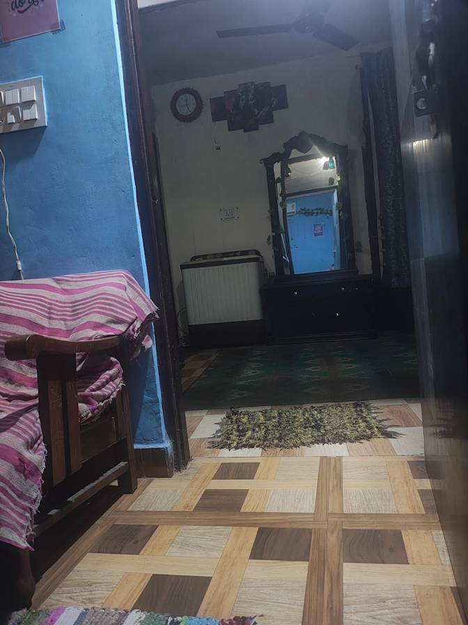 Dinesh's room