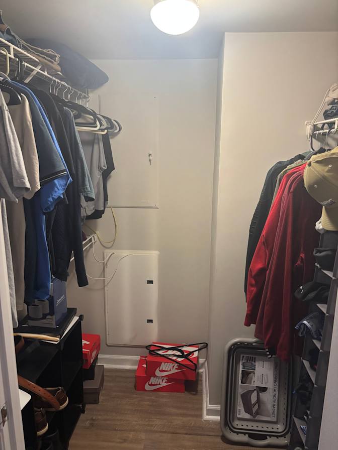 Habib's room