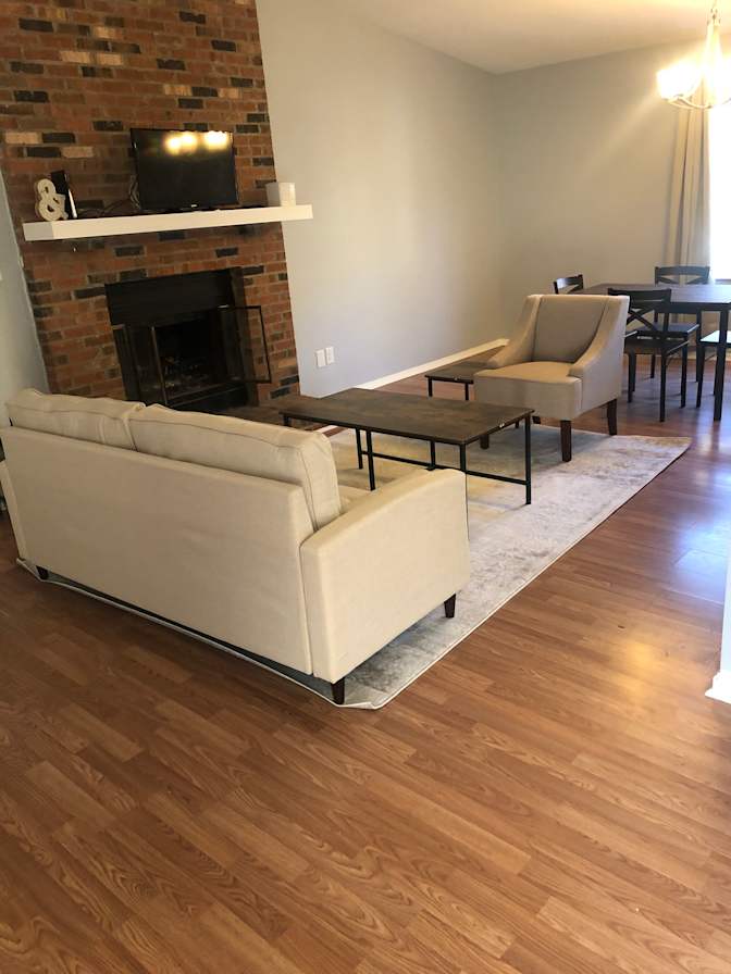 Alcove Rooms's room
