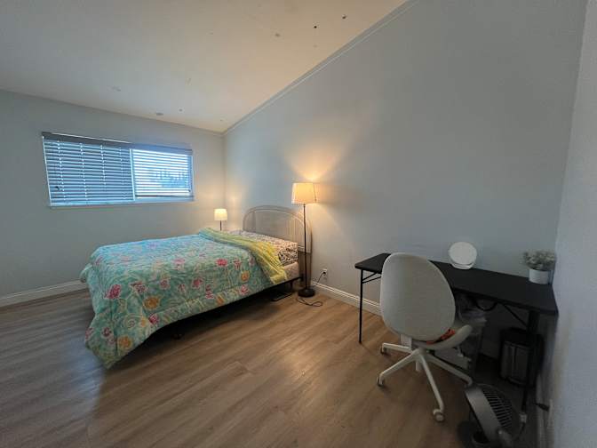 Irvine's room