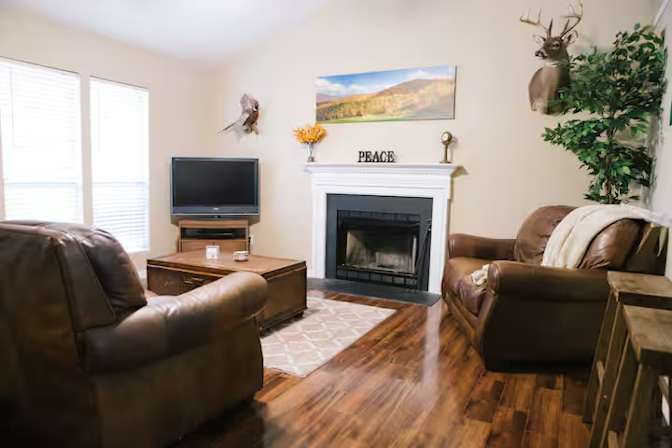 Alcove Rooms's room