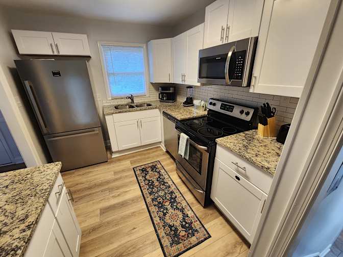 CL&C Property Management and Consulting's room