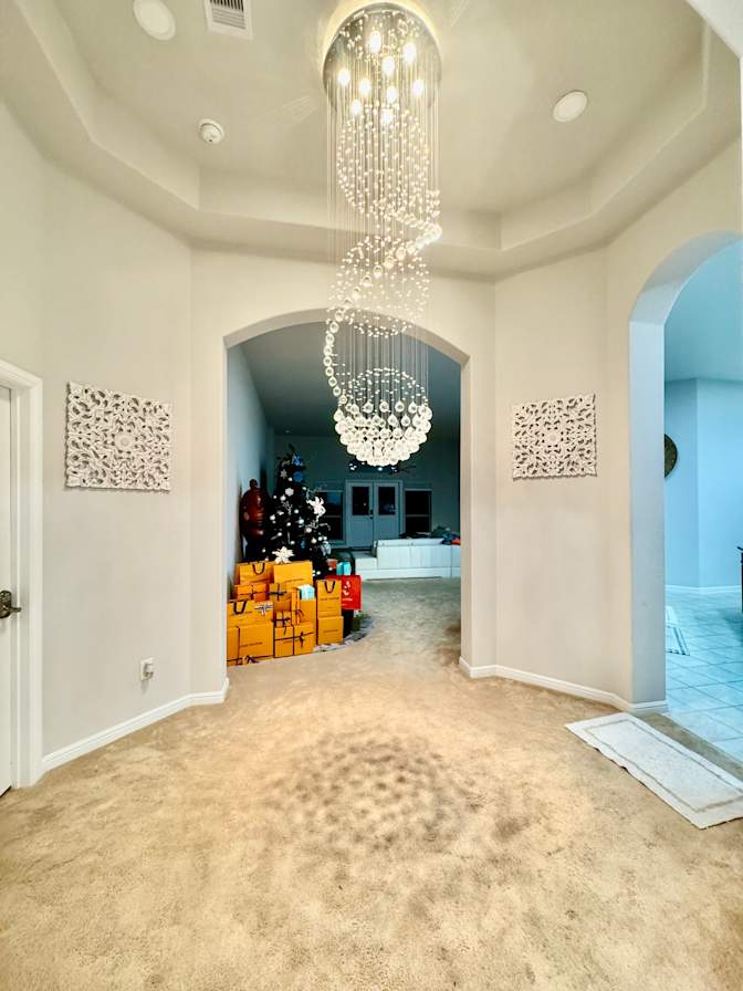 Hannah Nguyen's room