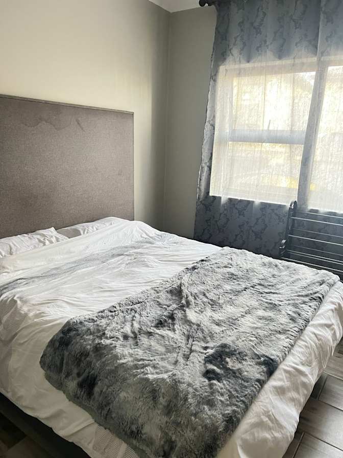 Sbosh's room